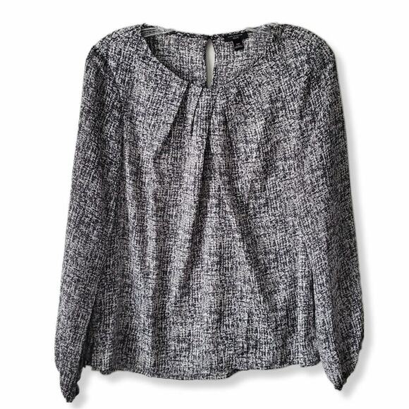 Women Ann Taylor Top Blouse MP Flowy Pleat Career Modern Lightweight Black White - Picture 1 of 14